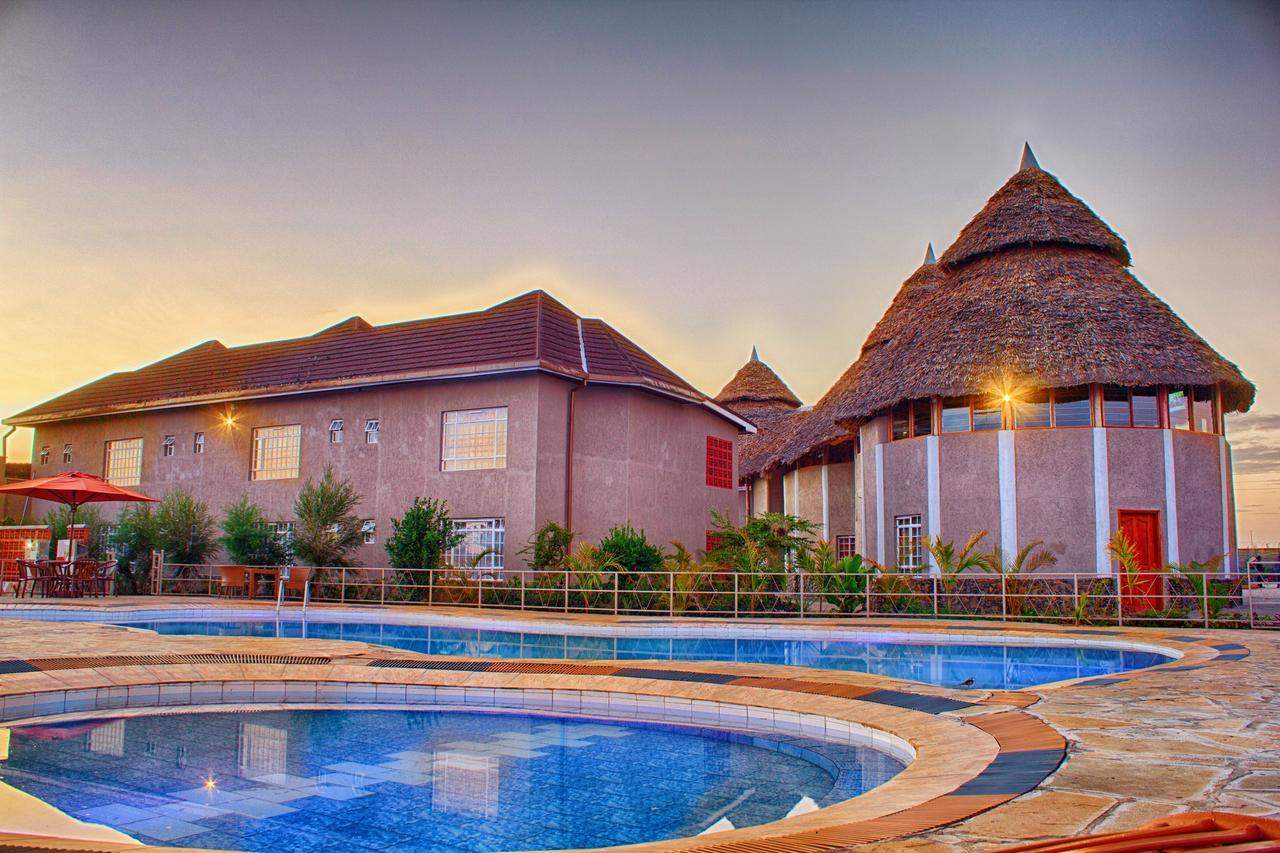 Comfort Gardens Sweetwaters Hotel Nanyuki Exterior photo