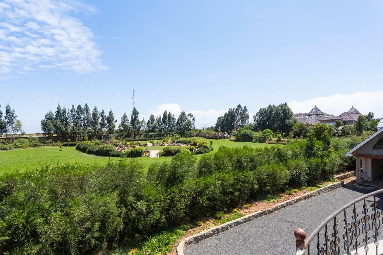 Comfort Gardens Sweetwaters Hotel Nanyuki Exterior photo