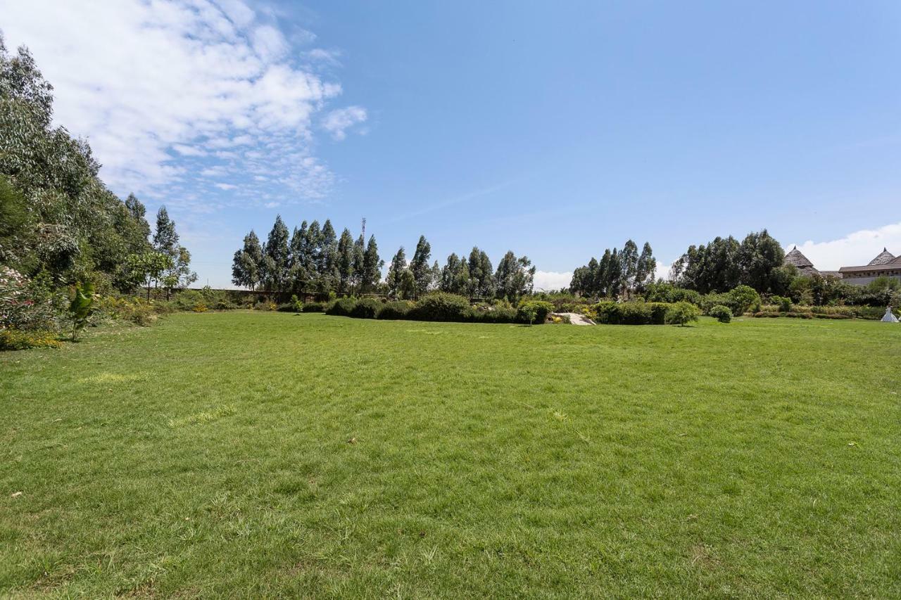 Comfort Gardens Sweetwaters Hotel Nanyuki Exterior photo